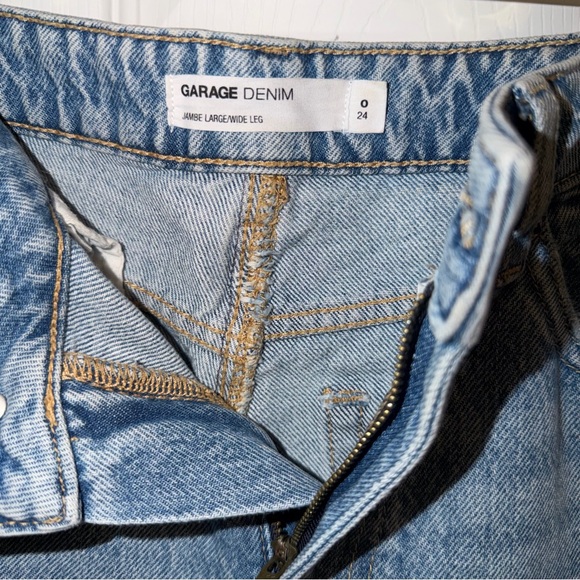 Garage Wide Leg Distressed Medium Wash Jeans - Picture 4 of 5